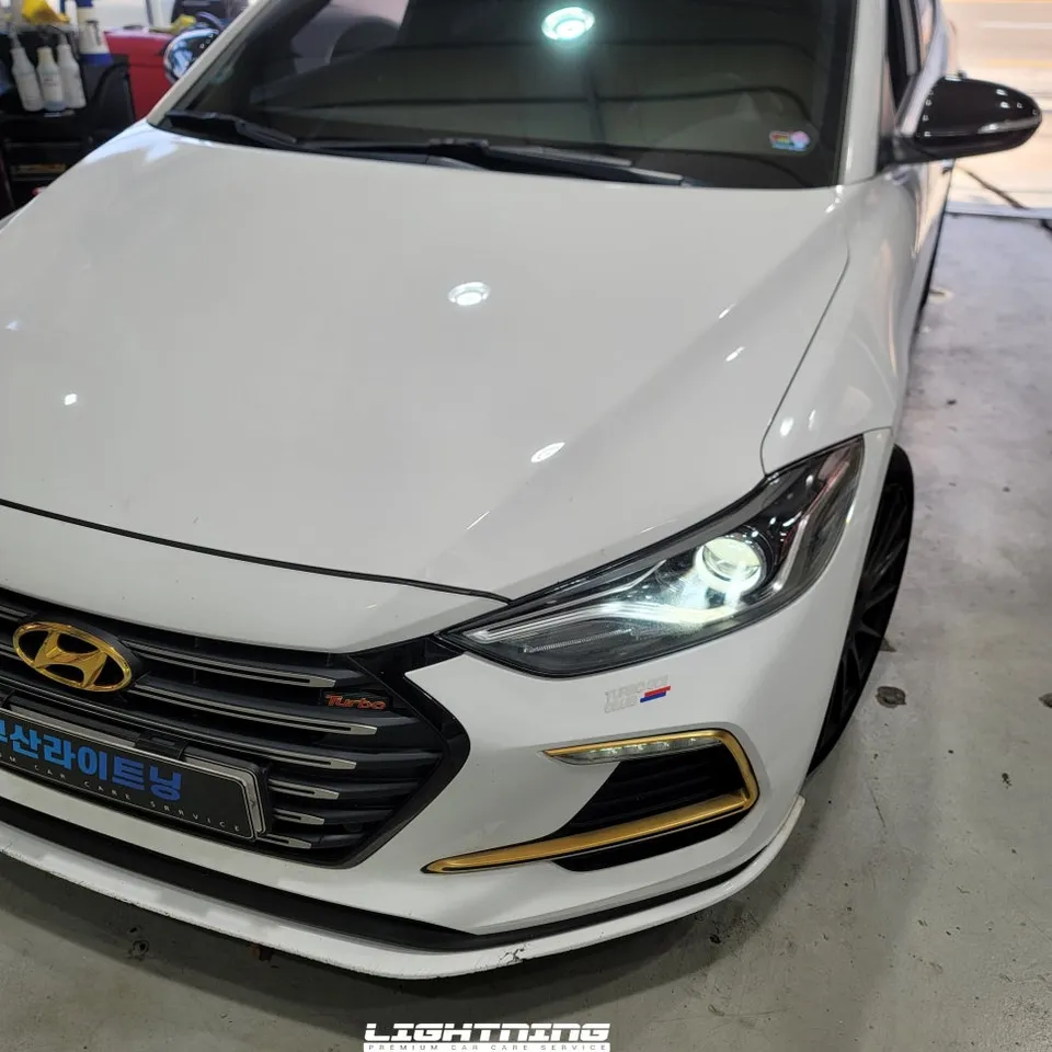 Hyundai Elantraのカーフィルム施工事例|費用目安・仕上がり 施工写真 3-3
