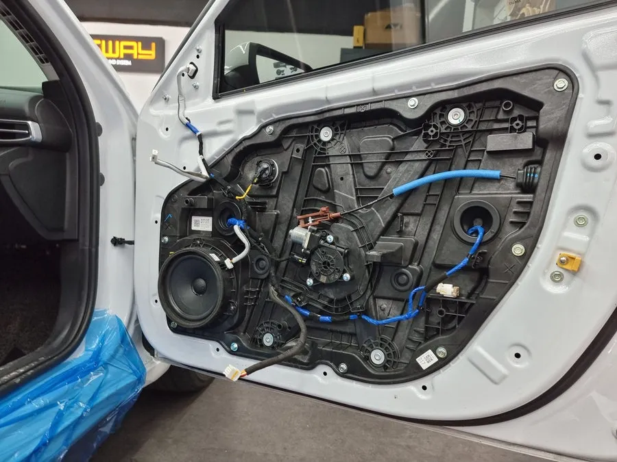 Hyundai Elantra CN7のカーオーディオ施工事例 施工写真 4-1