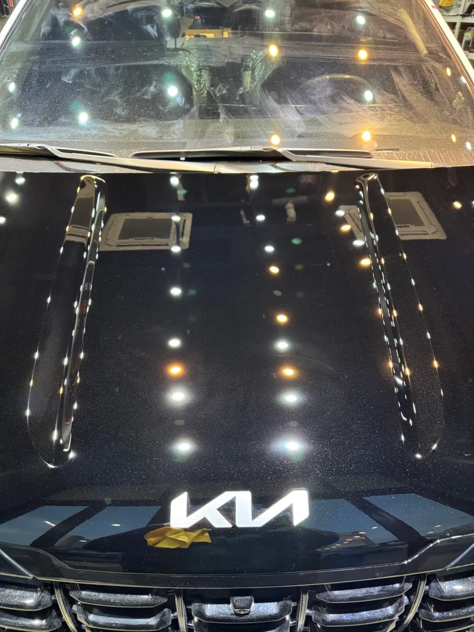 Kia Carnivalのドラレコ取付事例|費用目安と仕上がり 施工写真 2-3