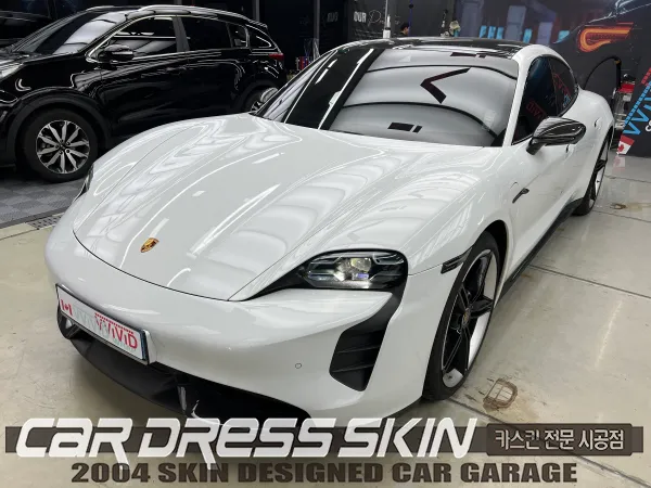 Porsche TaycanのPPF施工事例 施工写真 3