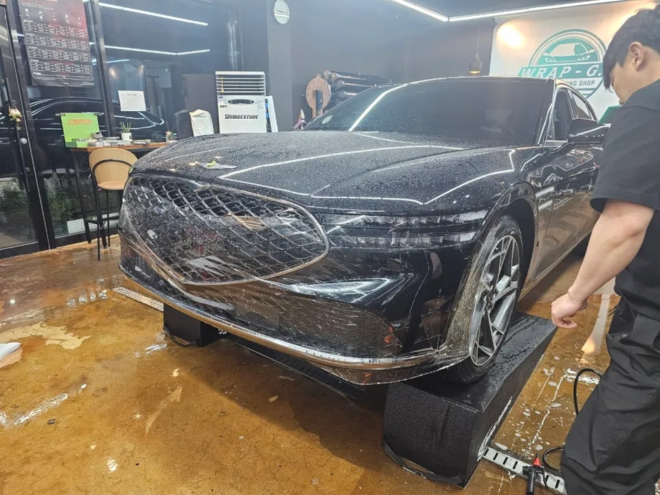 Genesis G90 PPF施工事例｜費用目安と仕上がり 施工写真 2-2