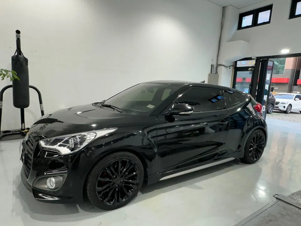 Hyundai Velosterのカーフィルム施工事例|費用目安・仕上がり 施工写真 2-1
