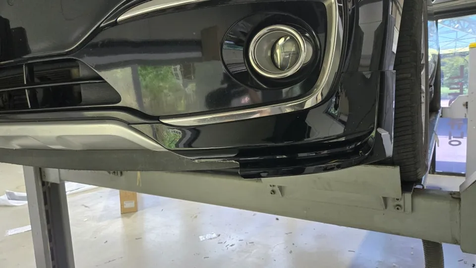 Kia Carnival KA4 body kit - Kia Carnival KA4 Body Kit Installation Review photo 4