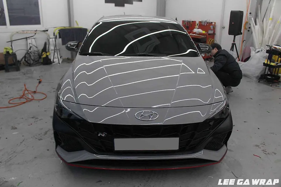 Hyundai Elantra Nのカーラッピング事例|費用目安・仕上がり 施工写真 3-2
