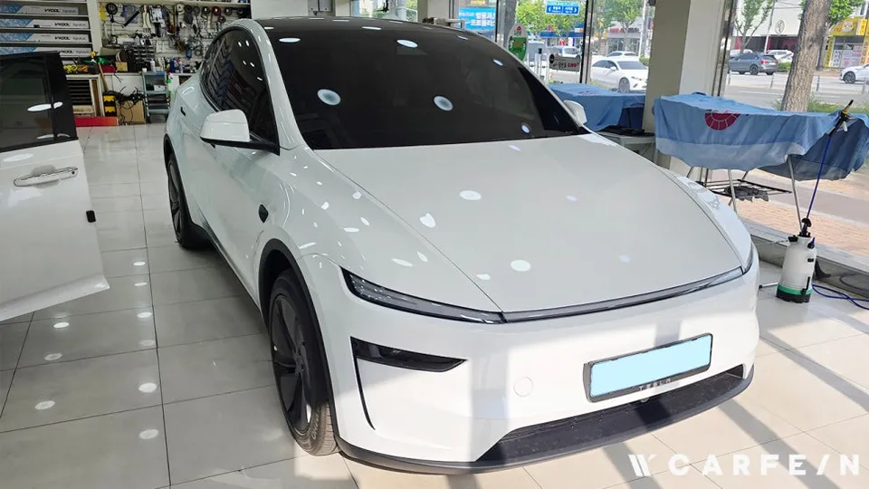 Tesla Model Yのカーフィルム施工事例|費用目安・仕上がり 施工写真 3-3