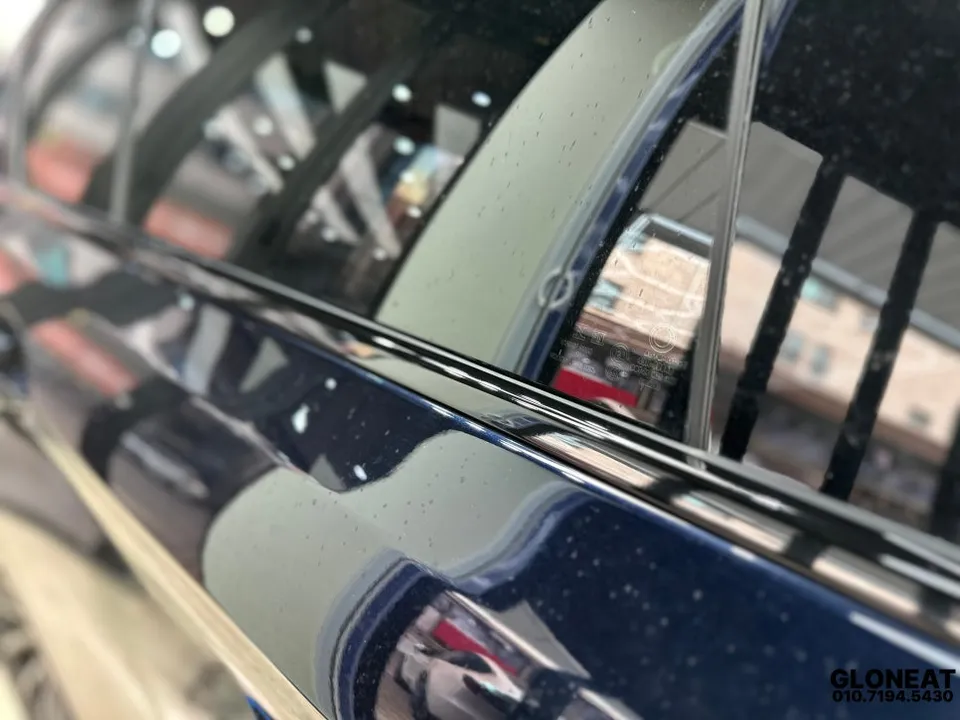 BMW 5 Seriesのカーラッピング事例|費用目安と仕上がり 施工写真 3-3