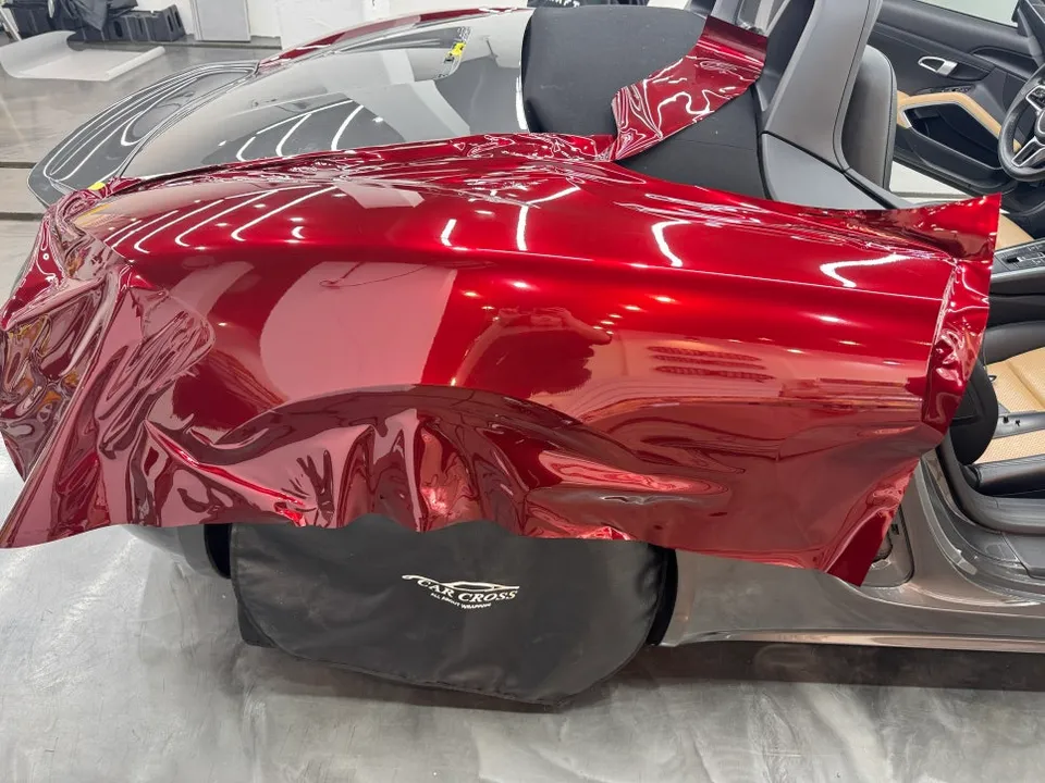 ポルシェ ボクスターのカーラッピング事例|費用目安・仕上がり 施工写真 2-3