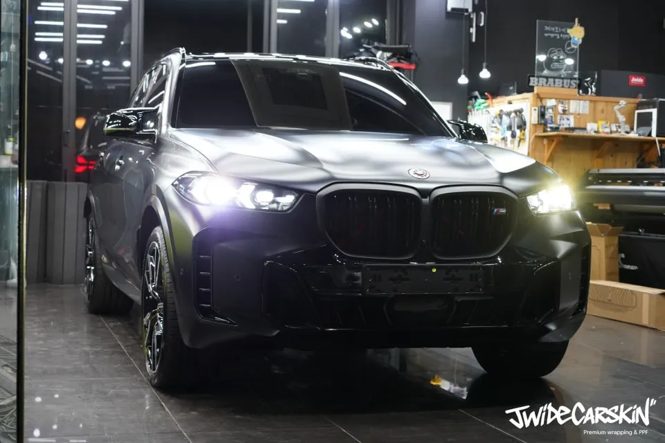 BMW X5 M60i ppf - BMW X5 M60i PPF Review: Enhanced Protection & Style photo 3