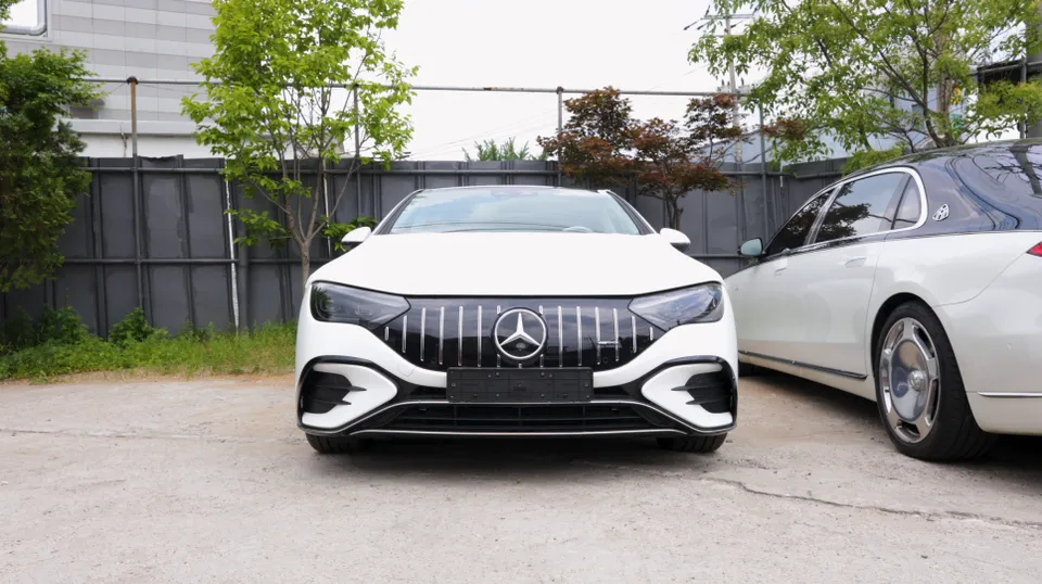 Mercedes-Benz EQE V295 body kit - Mercedes-Benz EQE Body Kit & Aero Parts Review - Enhanced Style photo 3