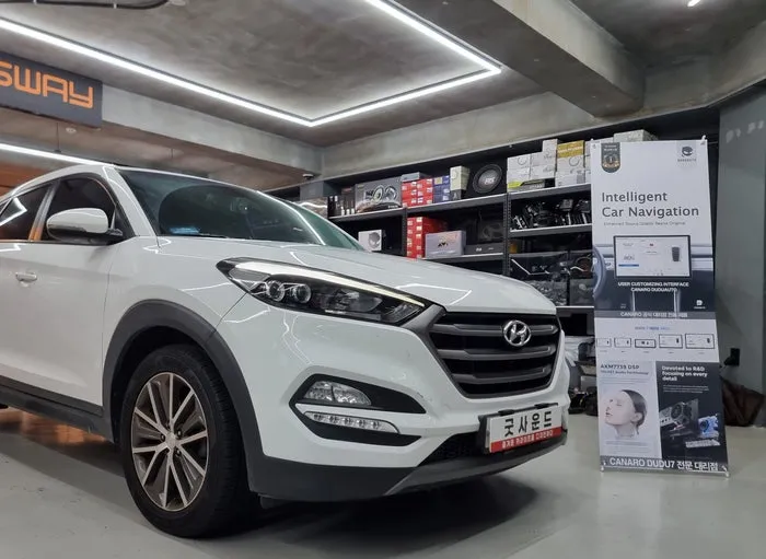 Hyundai TucsonのAndroid Auto・CarPlay取付事例 施工写真 1-1