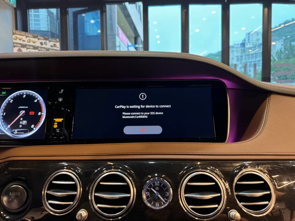 Mercedes-Benz S-Class dashcam navi - Mercedes-Benz S-Class Dashcam & Navigation Install — Busan photo 4