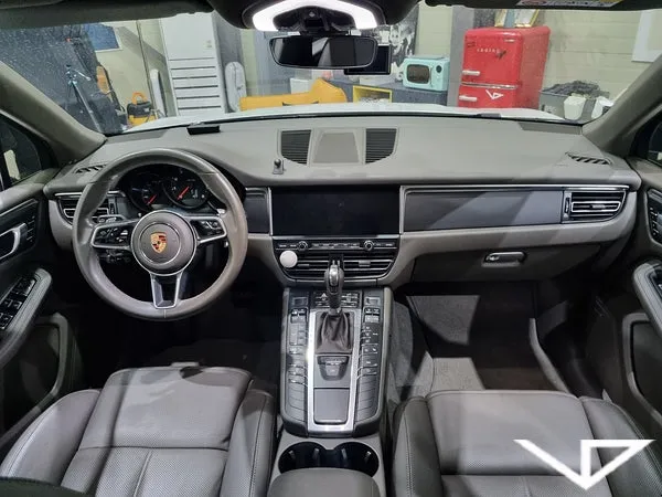 Porsche Macan interior customization - Porsche Macan Interior Customization Review photo 3