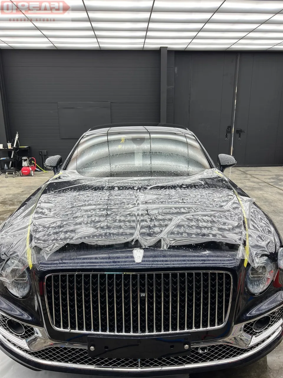 Bentley Flying Spur PPF施工事例｜費用目安と仕上がり 施工写真 1-2