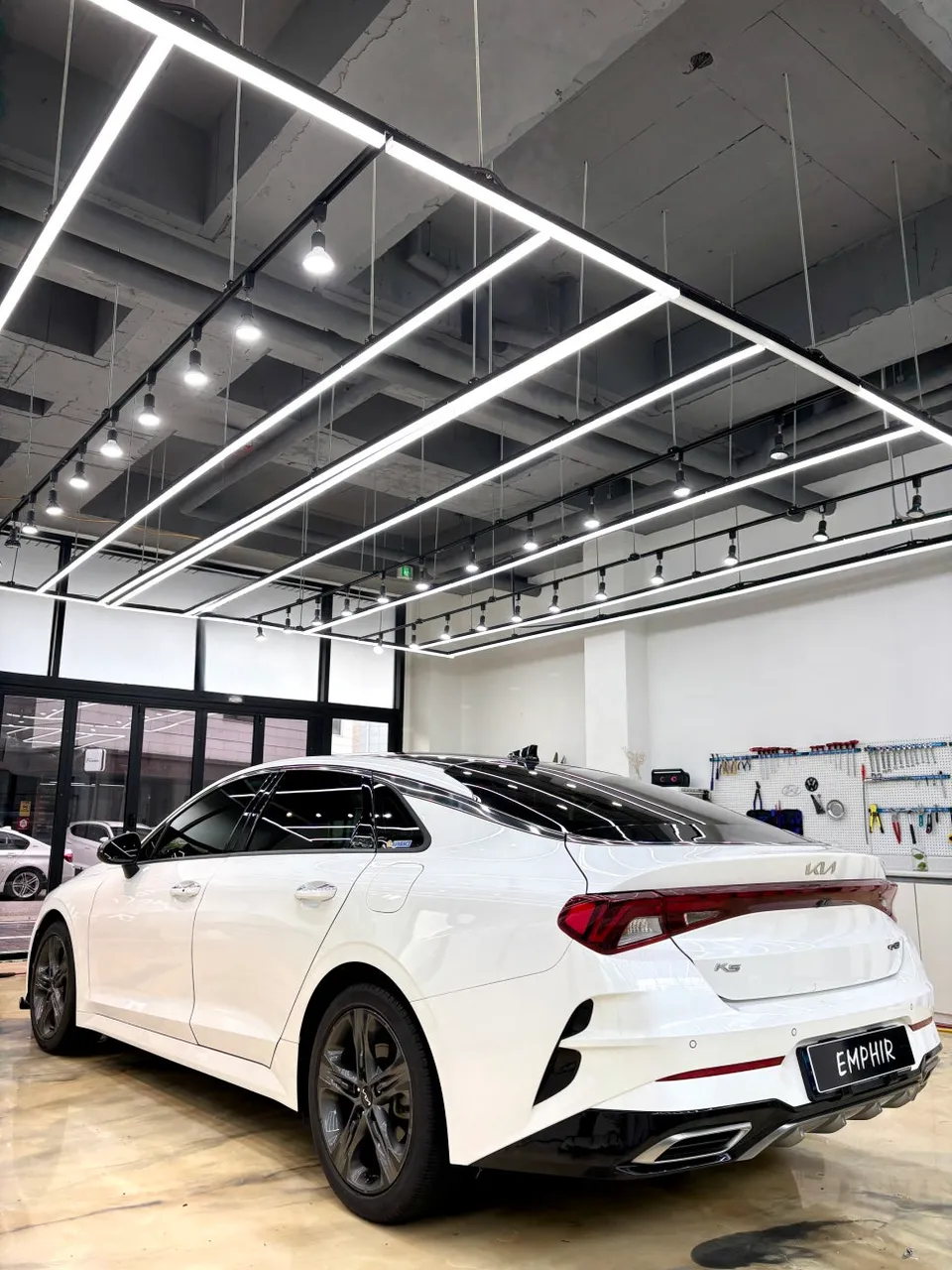 Kia K5のPPF施工事例|マットメタリックシルバー 施工写真 2-2