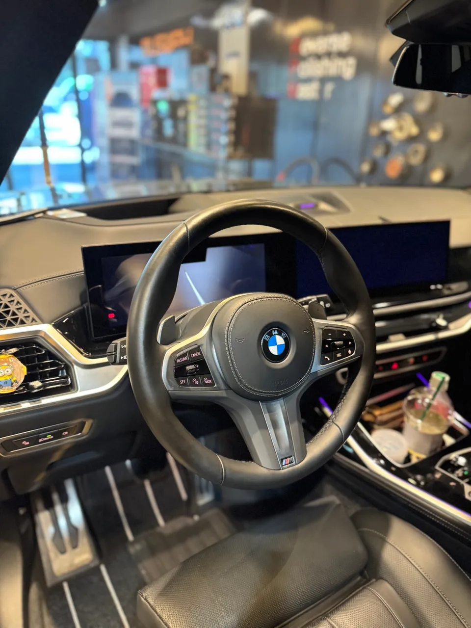 BMW X7 Custom Steering Wheel Upgrade Review photo 2