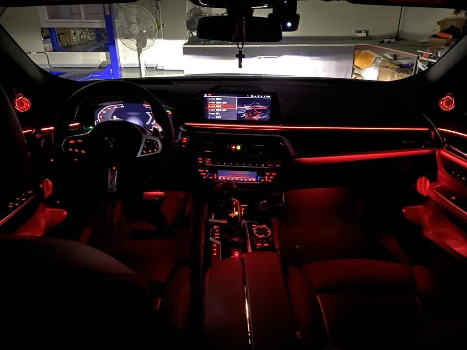 BMW 6GT G32 ambient lighting - BMW 6GT Ambient Lighting Review — Enhanced Interior Ambiance photo 3
