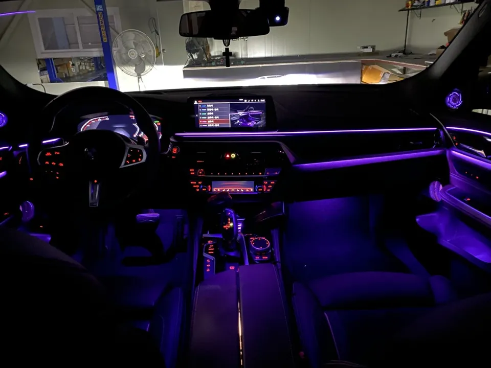 BMW 6GT G32 ambient lighting - BMW 6GT Ambient Lighting Review — Enhanced Interior Ambiance photo 5
