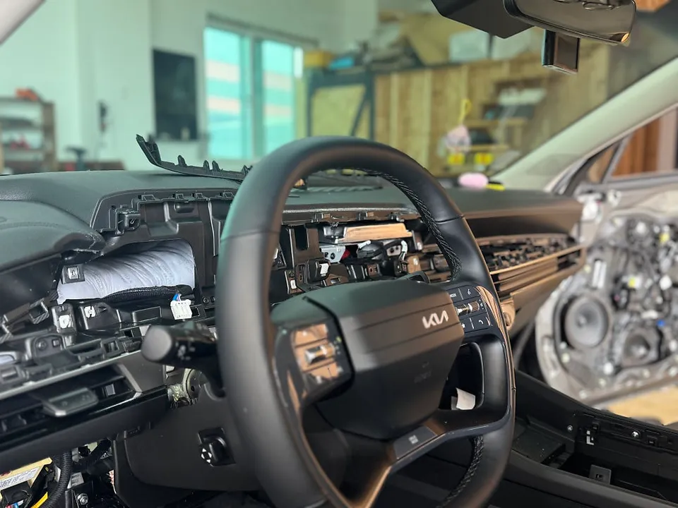 Kia K8 ambient lighting - Kia K8 Ambient Lighting Review — Cost & Results photo 4