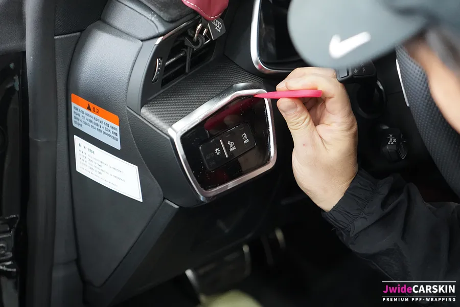 Audi S7 ppf - Audi S7 PPF Review: Crystal Clear Interior Protection photo 5