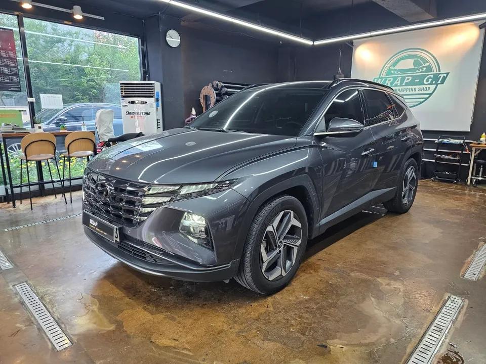 Hyundai Tucson NX4のカーフィルム施工事例|費用目安・仕上がり 施工写真 3-1