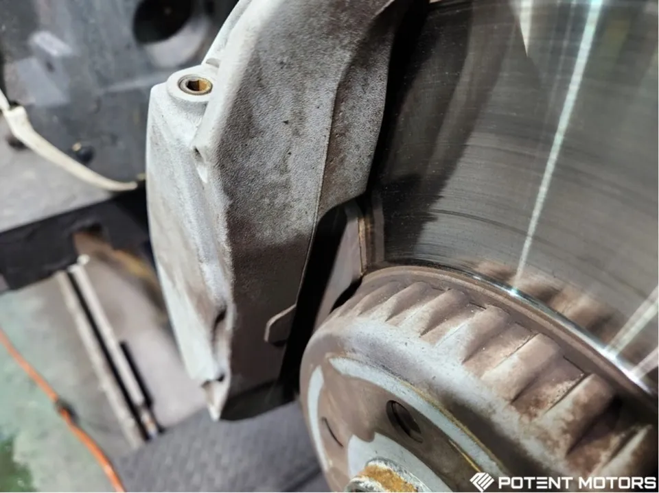 Mercedes-Benz E-Class W213  - Mercedes-Benz E300 Brake Upgrade Review: Volckmann Discs photo 5