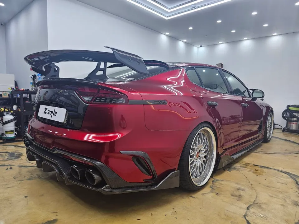 Kia Stinger PPF施工事例|費用目安と仕上がり 施工写真 1-3