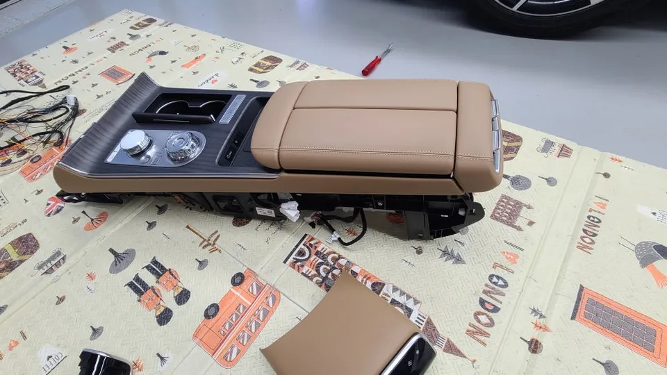 Kia Carnival ambient lighting - Kia Carnival Ambient Lighting Upgrade Review photo 3