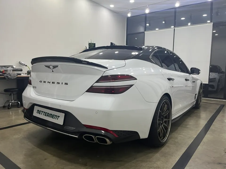 Genesis G70 vinyl wrap - Genesis G70 Vinyl Wrap Review: Gloss Black Two-Tone & Chrome Dele photo 3