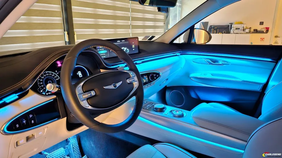 Genesis GV70 ambient lighting - Genesis GV70 Ambient Lighting Review — Seamless OEM Integration photo 4