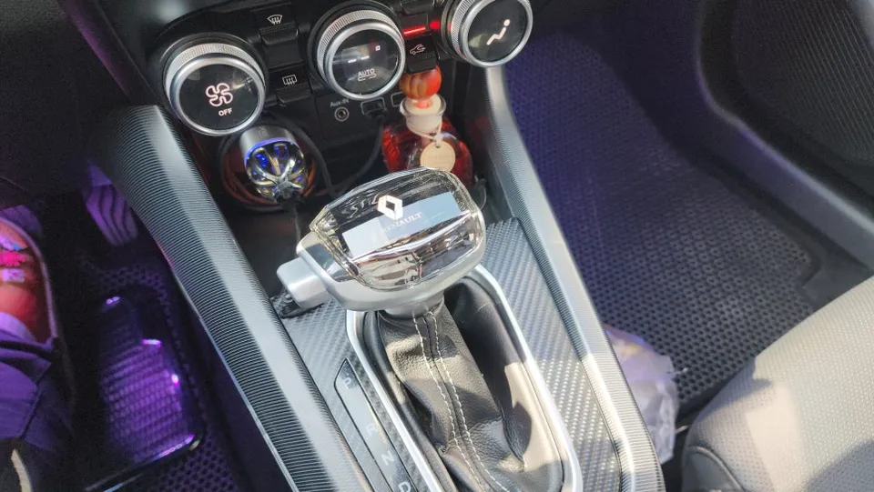 Renault XM3 steering wheel - Renault XM3 Steering Wheel Customization Review photo 4