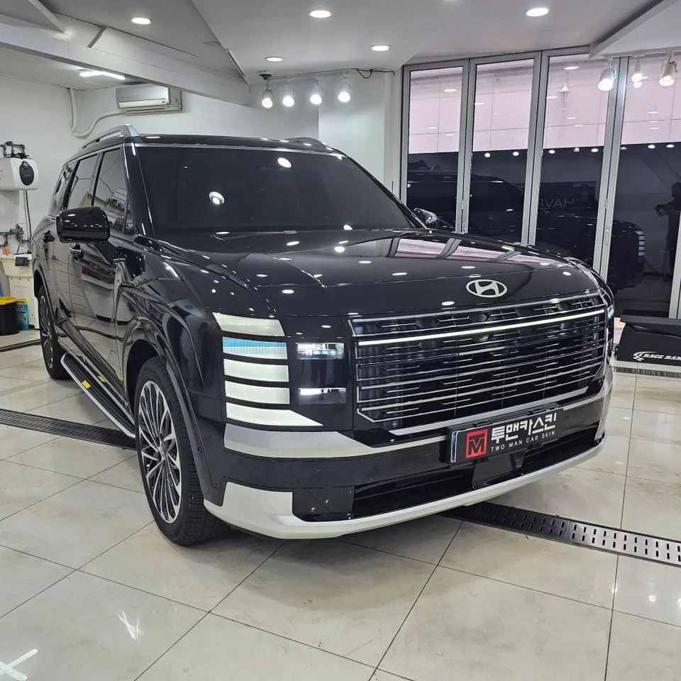 Hyundai Palisade LX3 vinyl wrap - Hyundai Palisade LX3 Vinyl Wrap Review: Chrome Delete Cost photo 3