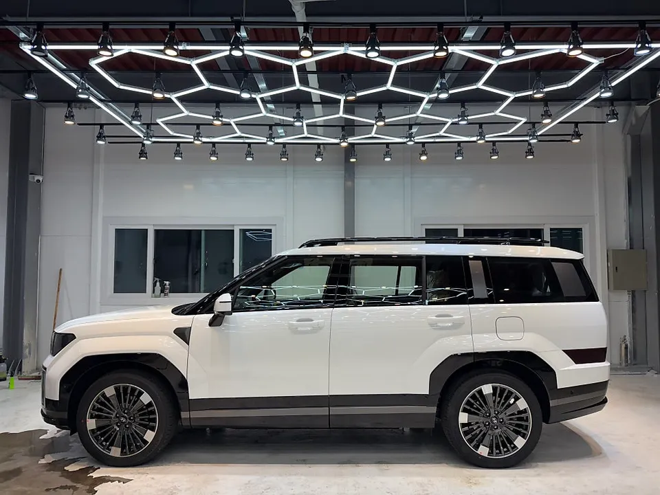 BMW X5のPPF施工事例 施工写真 4