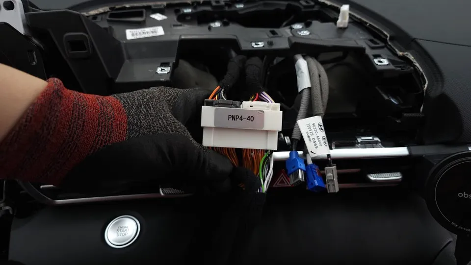 Hyundai Elantraのカーオーディオ施工事例 施工写真 3-2
