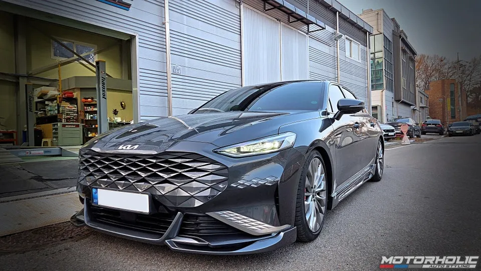Kia K8 Body Kit Tuning: Enhancing Style with Spoilers & Glass Win photo 2