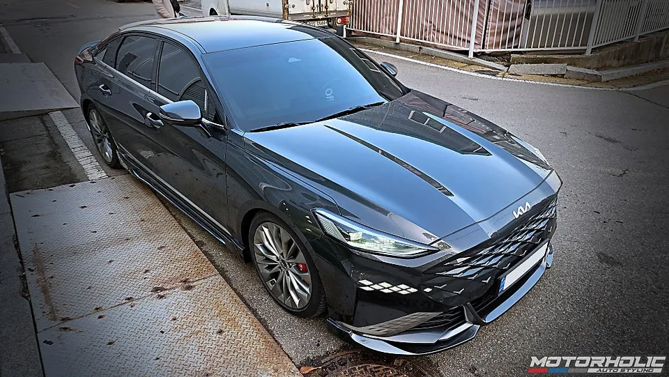 Kia K8 body kit - Kia K8 Body Kit Tuning: Enhancing Style with Spoilers & Glass Win photo 5