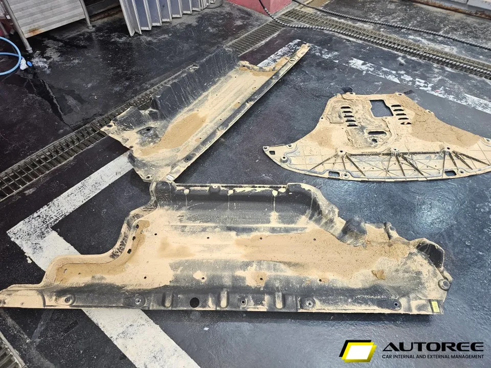 Kia Sorento Car Service Review — Mud Removal & Undercarriage Wash photo 2