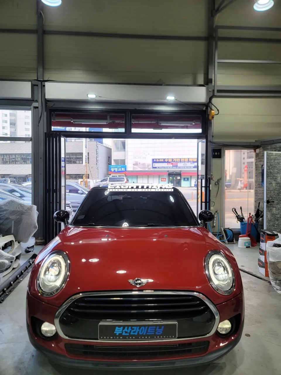 Audi Q5 window tinting - Audi Q5 Window Tinting Review — Enhanced Comfort & Style photo 3