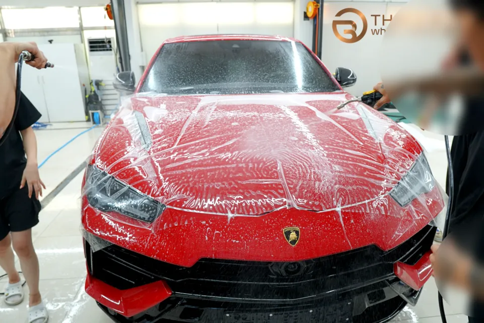 Lamborghini Urus PPF施工事例|韓国での実例紹介 施工写真 2-2