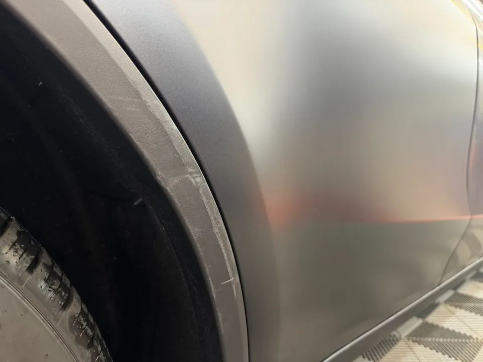 Tesla JuniperのPPF施工事例|事故復元と費用目安 施工写真 2-2