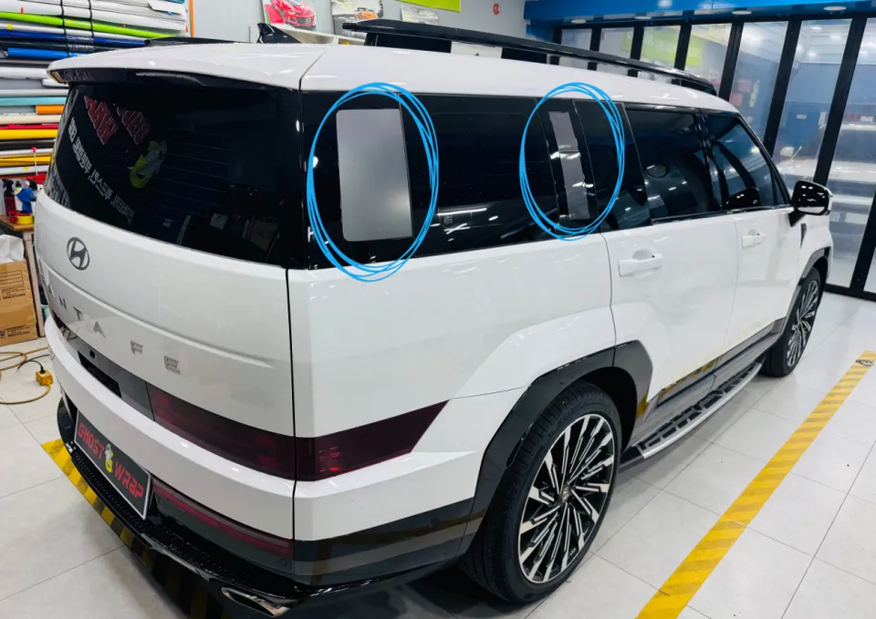 Hyundai Santa Fe MX5 vinyl wrap - Hyundai Santa Fe MX5 Vinyl Wrap Review — Cost & Style photo 3