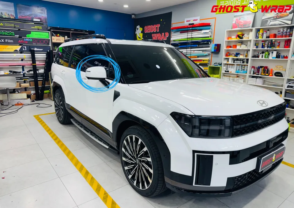 Hyundai Santa Fe MX5 vinyl wrap - Hyundai Santa Fe MX5 Vinyl Wrap Review — Cost & Style photo 4