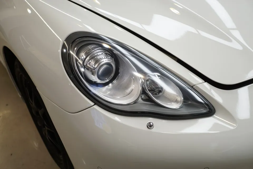 Porsche Panamera 970 lighting upgrade - Porsche Panamera 970 LED Headlight Upgrade Review photo 4