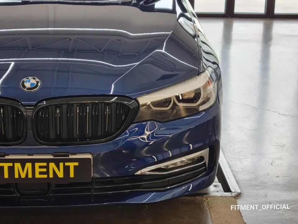 BMW 5 Series G30 ambient lighting - BMW 5 Series G30 Ambient Lighting Review: Cost & Results photo 4