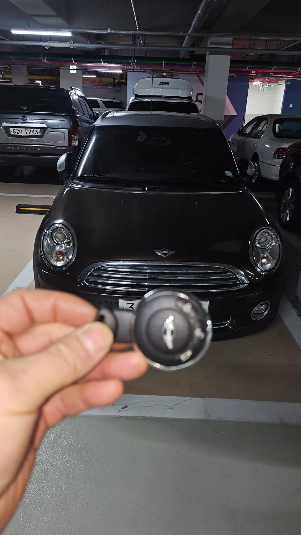 MINI Clubman oem options - MINI Clubman OEM Options Review — Factory Upgrade Cost photo 3