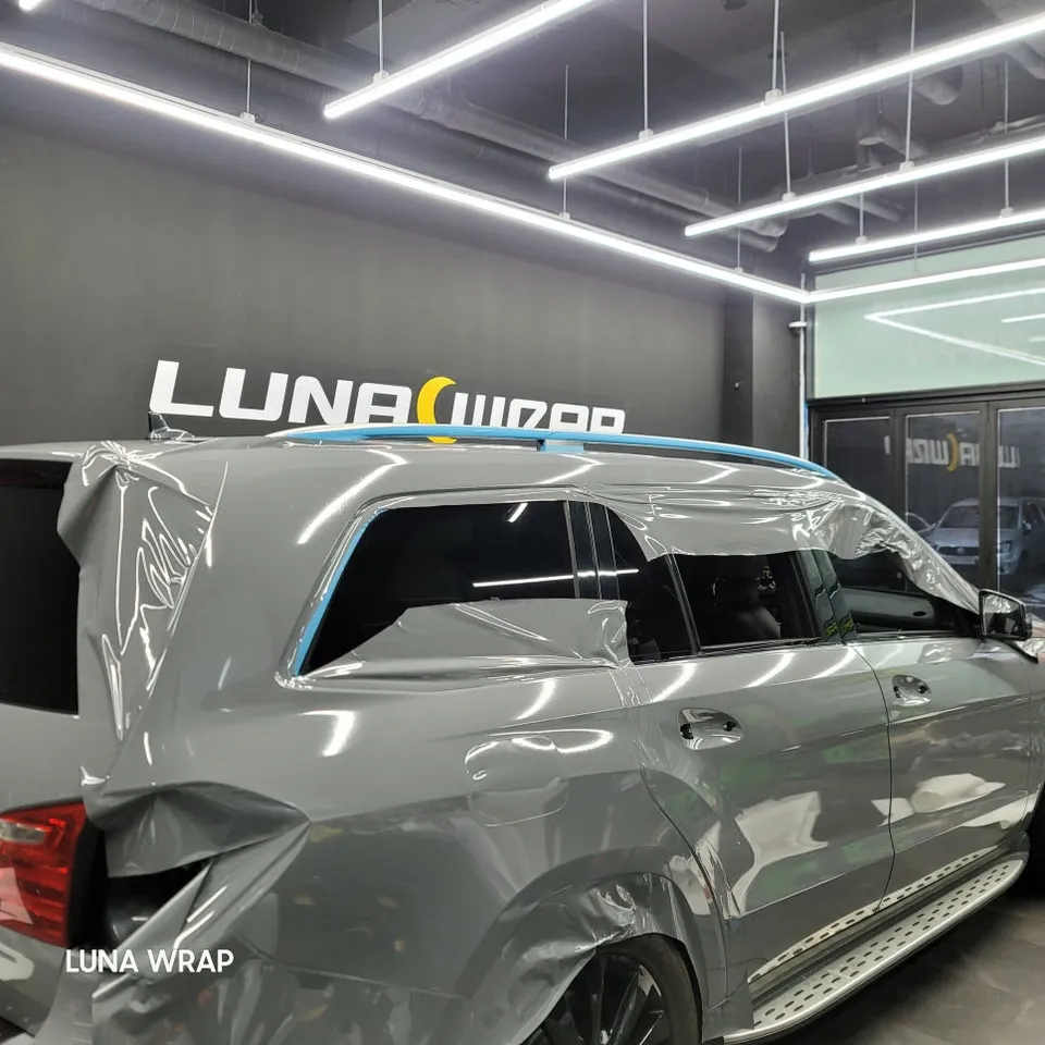 Mercedes-Benz GLSのカーラッピング事例|費用目安・仕上がり 施工写真 2-3