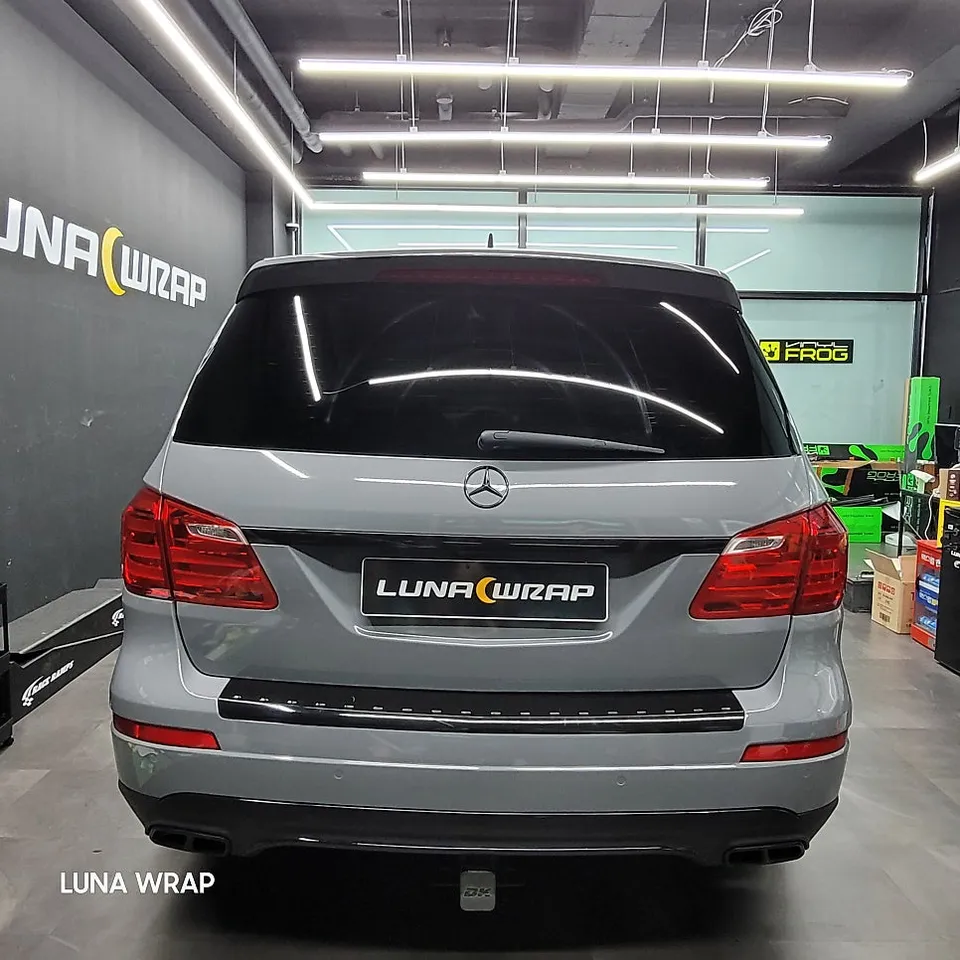 Mercedes-Benz GLSのカーラッピング事例|費用目安・仕上がり 施工写真 3-3