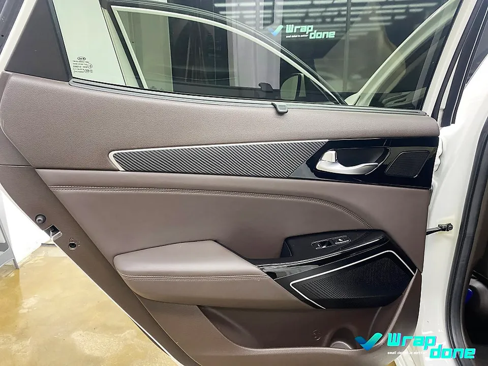 Kia K7のカーラッピング事例｜費用目安・仕上がり 施工写真 3-2