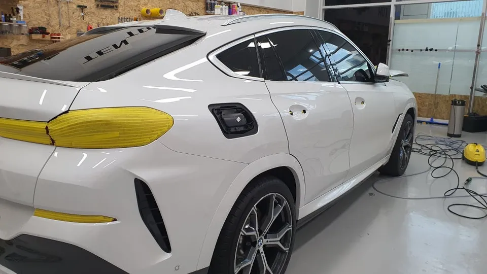 BMW X6 ppf - BMW X6 PPF Review: Satin White Transformation photo 5