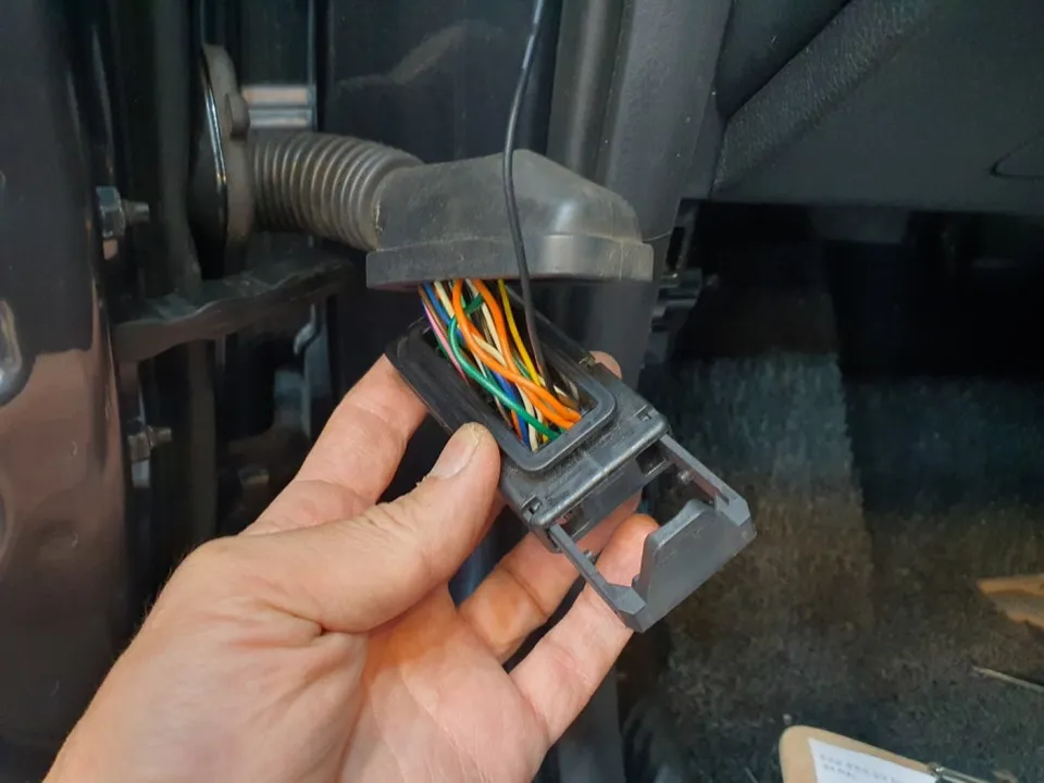 Kia Seltos oem options - Kia Seltos OEM Options Review: Auto Mirror Down Cost photo 3