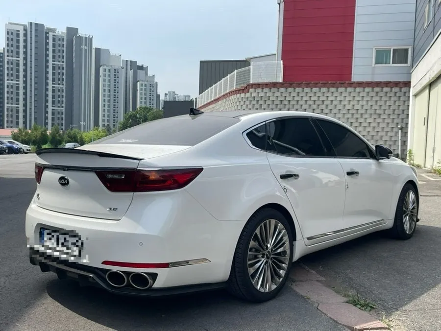 Kia K7のホイールリペア・塗装事例 施工写真 3-1